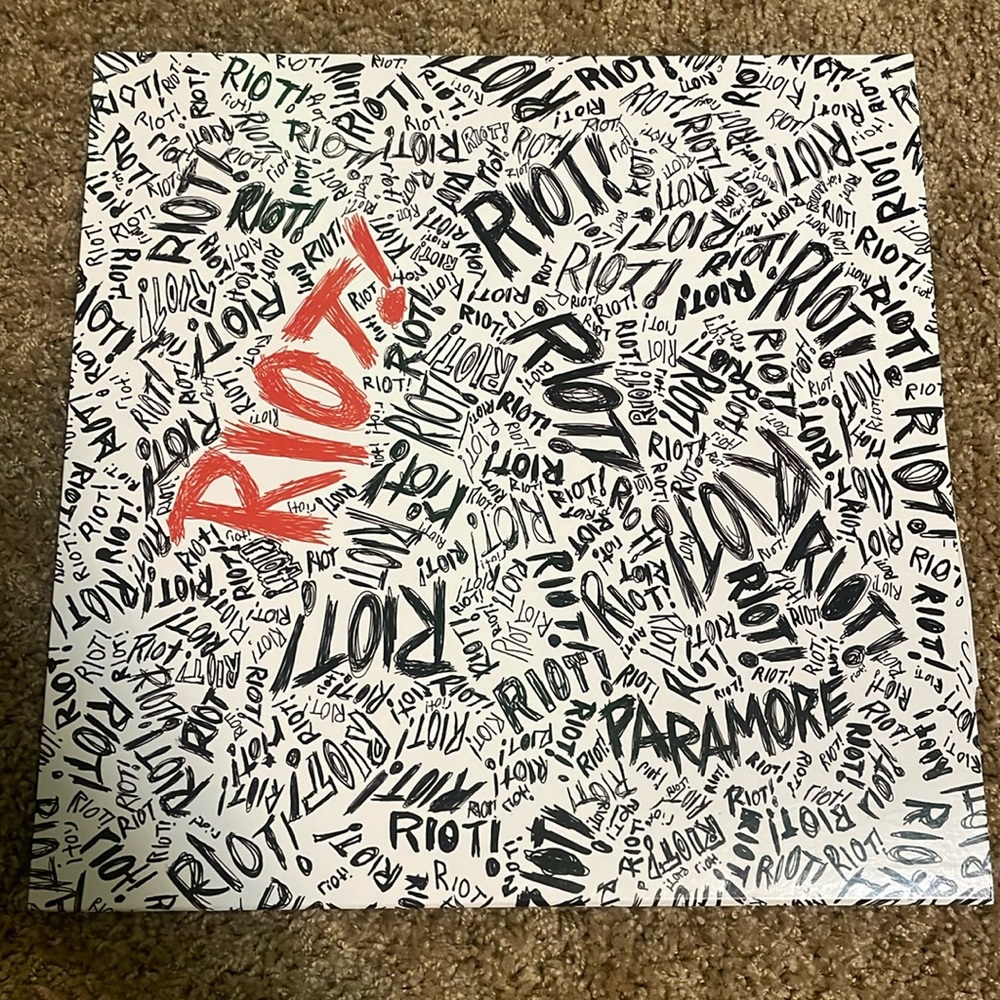 Riot! -Paramore vinyl